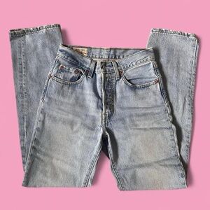 Light Blue Levi’s 501 Women's Jeans